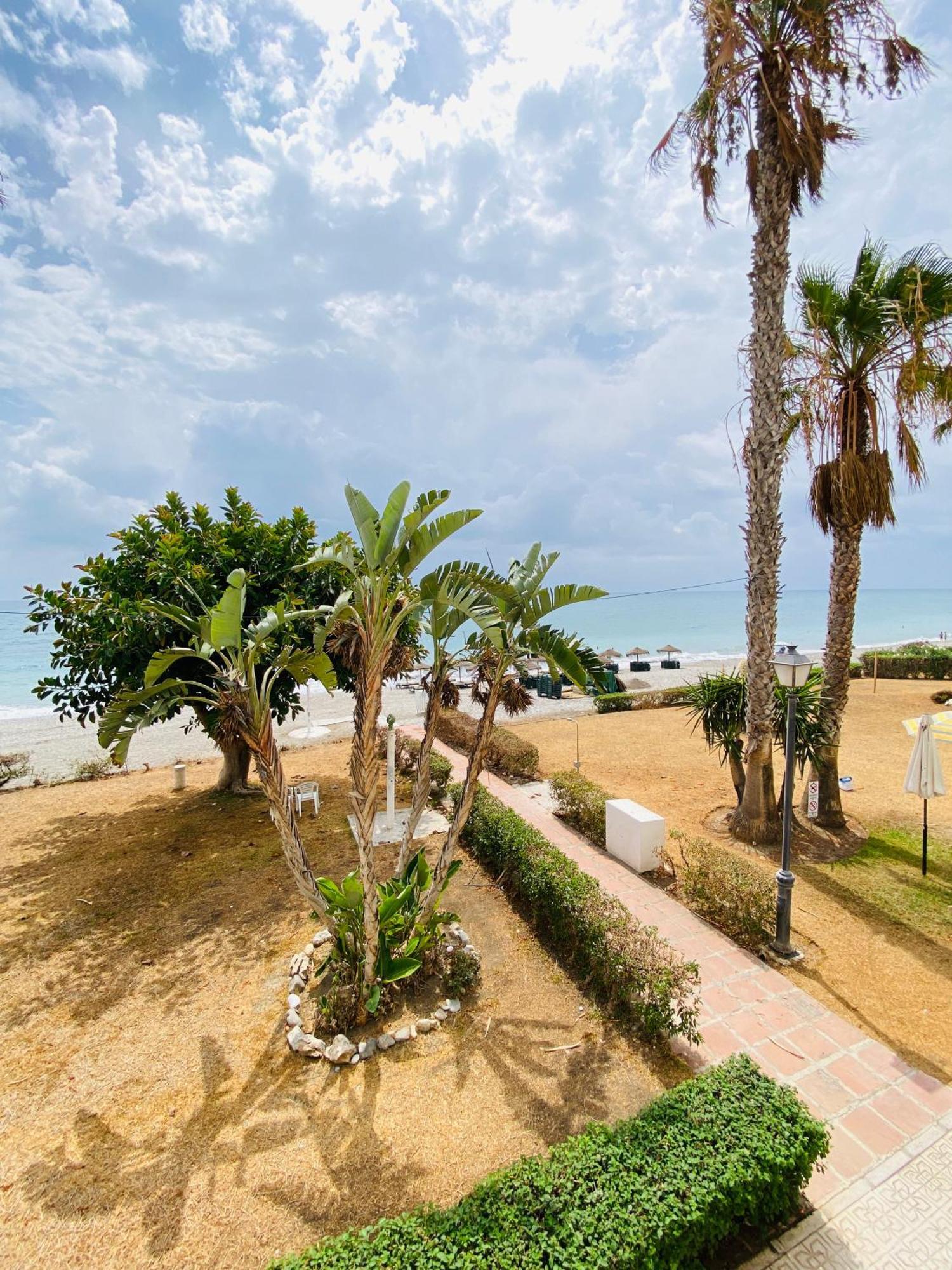 First Line Torrox Costa Apartment Exterior photo